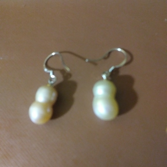 Genuine Baroque Pearl Earrings🌷 - Picture 2 of 2